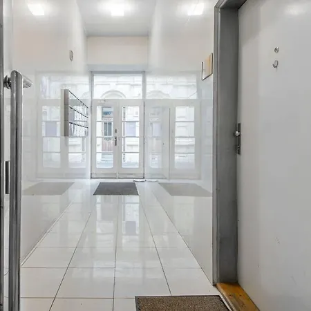 2 V Bankovnim Dome Appartement *