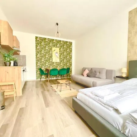 2 V Bankovnim Dome 아파트 쿤타호라