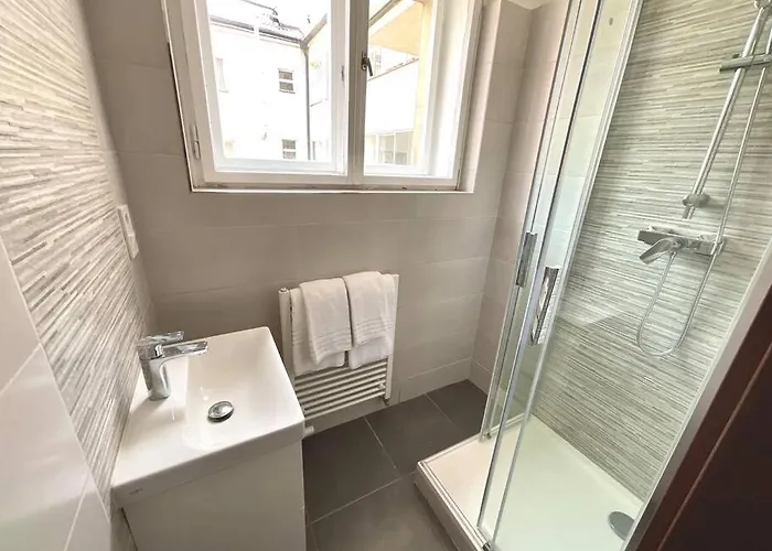 아파트 2 V Bankovnim Dome