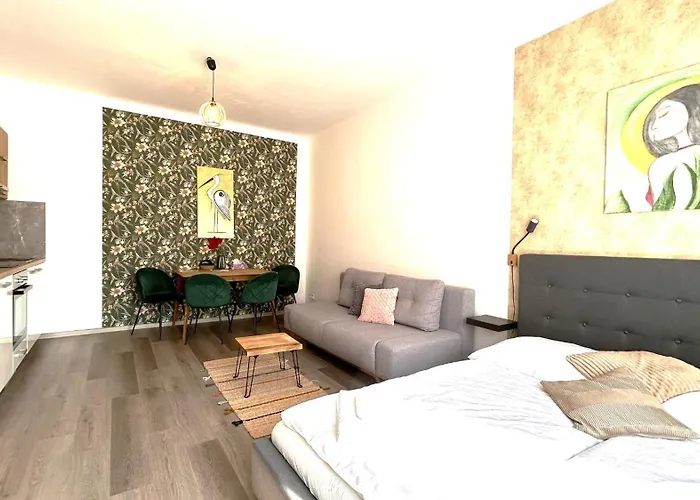 Apartment 2 V Bankovnim Dome